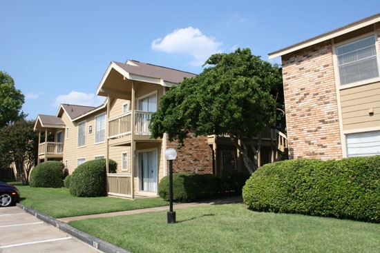 Laurel Parc Apartments